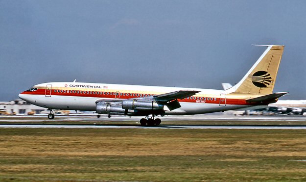 Download this Continental Airlines Boeing picture